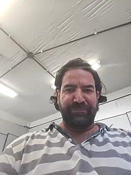 Snapshot of MysterBearMG chatting on 12/03/25, 03:11 MysterBearMG online show from 12/03/25, 03:11