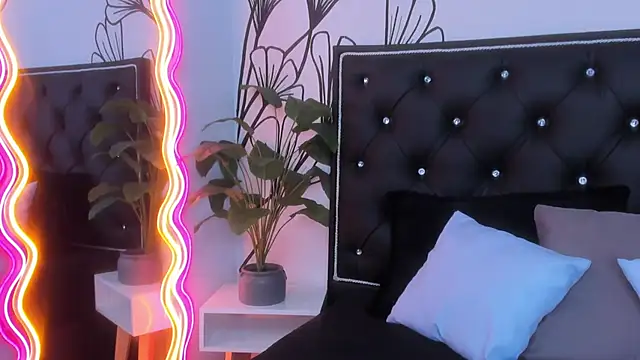 Sweet Ariadna  online show from 03/01/26, 12:16