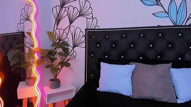 Snapshot of Sweet_Ariadna_ chatting on 11/22/25, 12:26 Sweet Ariadna online show from 11/22/25, 12:26