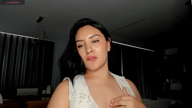 AnushaKumari online show from 10/28/25, 03:55