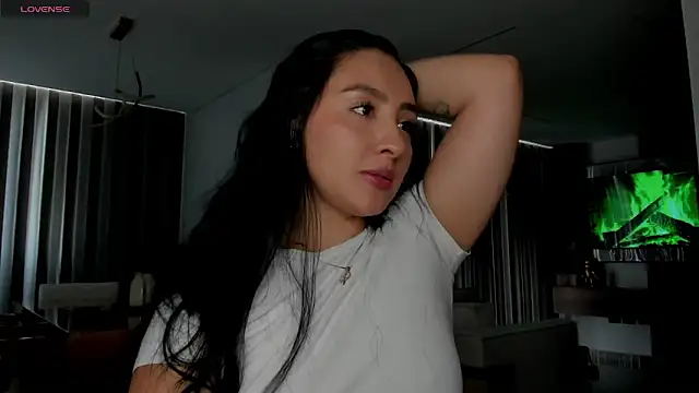 AnushaKumari online show from 09/17/25, 04:09