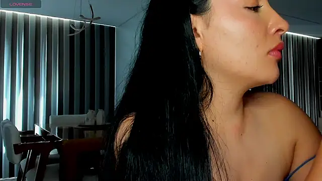 AnushaKumari online show from 10/04/25, 03:35