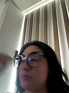 AnushaKumari online show from 12/19/25, 02:52