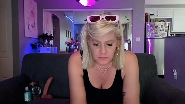 Lexi Shocker online show from 05/19/26, 11:34