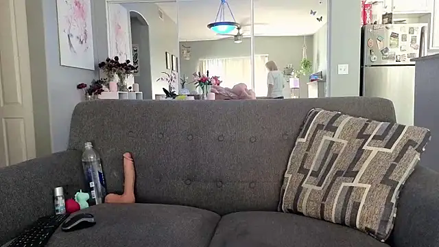 Snapshot of Lexi_Shocker chatting on 01/13/26, 08:57 Lexi Shocker online show from 01/13/26, 08:57