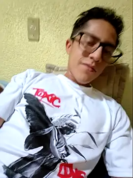KevinCrz online show from 10/18/25, 11:07