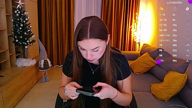  Mia Adams online show from 12/17/25, 09:25