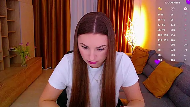  Mia Adams online show from 01/11/26, 08:21