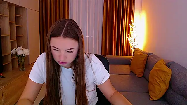  Mia Adams online show from 10/08/25, 06:15