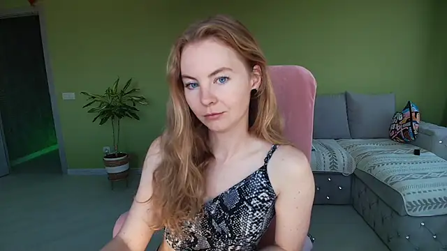 Cuddle Cat online show from 06/22/26, 04:53