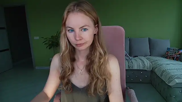 Cuddle Cat online show from 07/08/26, 05:08