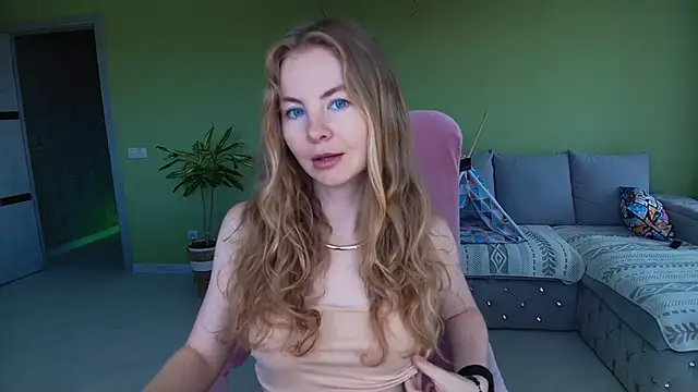 Cuddle Cat online show from 06/21/26, 06:08