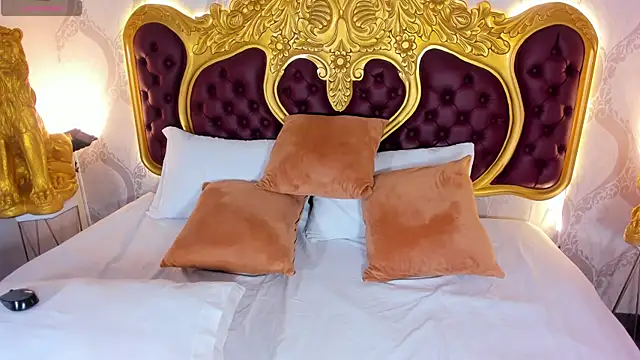 Snapshot of Dulce_26_ chatting on 11/28/25, 10:32 Dulce 26 online show from 11/28/25, 10:32