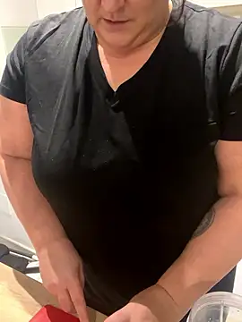 sweeti Em online show from 01/18/26, 04:43