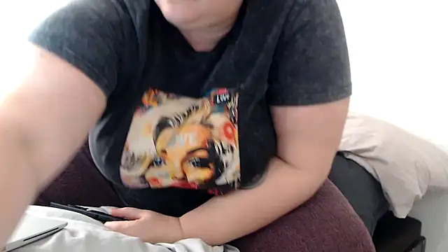 sweeti Em online show from 02/04/26, 10:21