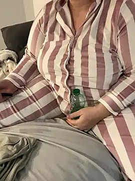 sweeti Em online show from 01/12/26, 06:58