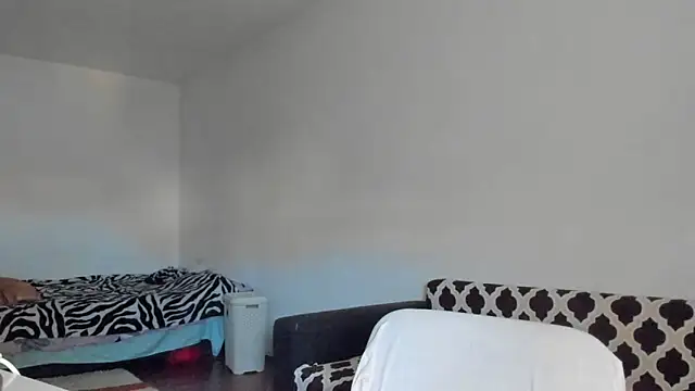 Snapshot of DaisiyWalker chatting on 03/18/25, 05:12 DaisiyWalker online show from 03/18/25, 05:12