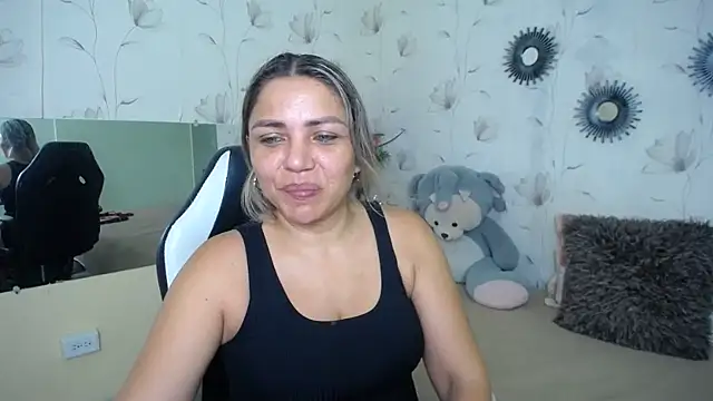 cum bigass online show from 12/21/25, 11:56