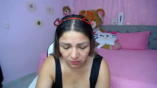 cum bigass online show from 10/31/25, 11:51