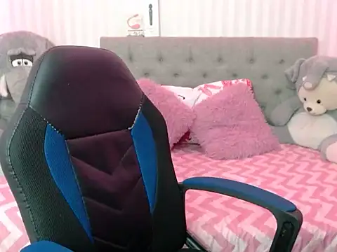 cum bigass online show from 02/24/25, 06:36