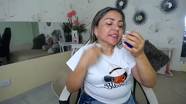 cum bigass online show from 12/17/25, 12:10