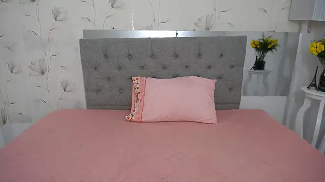 Snapshot of cum_bigass chatting on 06/28/26, 12:11 cum bigass online show from 06/28/26, 12:11
