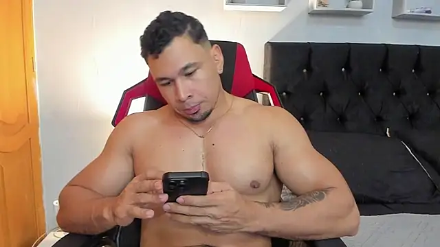 tyler hank01 online show from 03/17/26, 03:31