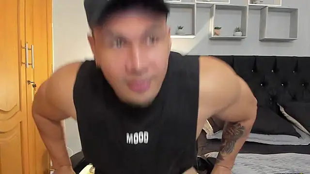 tyler hank01 online show from 04/10/26, 10:50