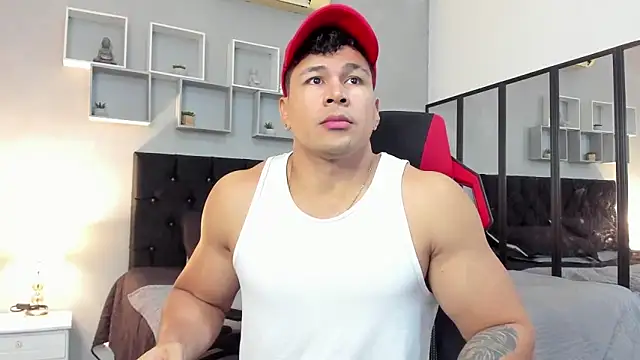 tyler hank01 online show from 12/17/25, 08:47