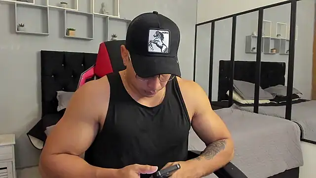 tyler hank01 online show from 01/12/26, 10:14