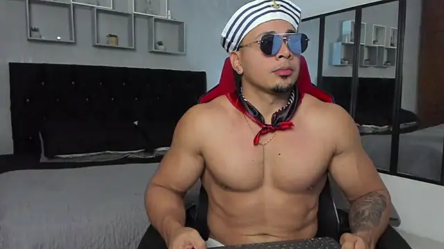 tyler hank01 online show from 10/29/25, 11:14