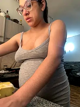 Ninnfa online show from 11/14/25, 03:48