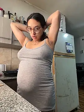 Ninnfa online show from 09/17/25, 01:57