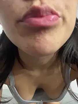 Ninnfa online show from 02/28/25, 03:26