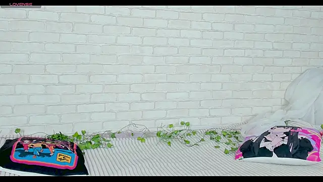 LinaKenny online show from 01/06/26, 03:16