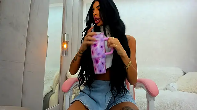 Britney Charm  online show from 05/16/26, 06:34