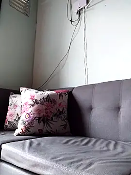 Monseratte21 online show from 10/11/25, 03:02