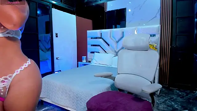 KiaMiller online show from 09/25/25, 12:27