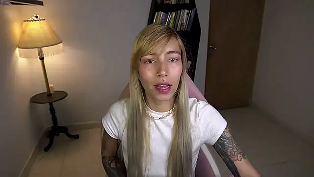 Saucy Jenn online show from 03/15/26, 11:23