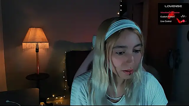 Saucy Jenn online show from 01/12/25, 09:19