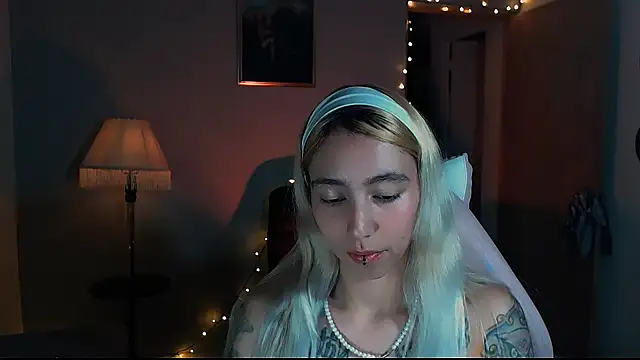 Saucy Jenn online show from 01/31/25, 03:52