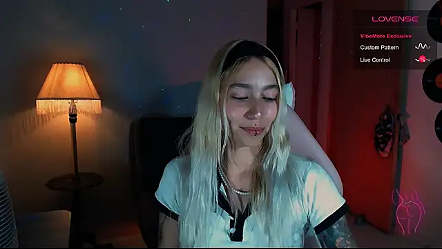 Saucy Jenn online show from 01/09/25, 03:26