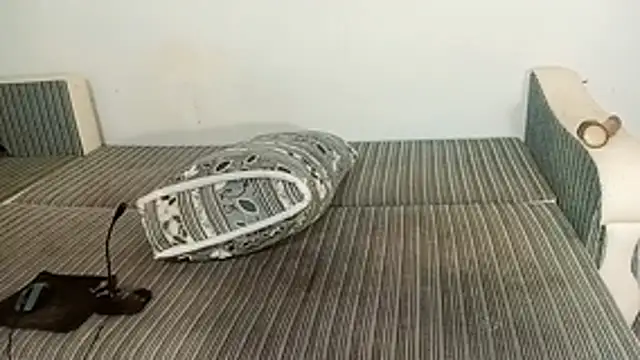 LuxMelys online show from 03/17/26, 04:10