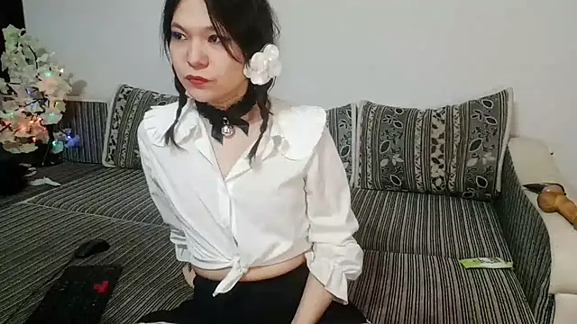 LuxMelys online show from 01/27/25, 11:54