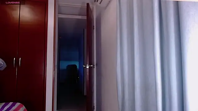 Snapshot of TastyTrap_18 chatting on 02/15/26, 03:07 TastyTrap 18 online show from 02/15/26, 03:07