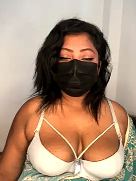 Snapshot of _Cute_ariana_ chatting on 10/30/25, 05:50 Cute ariana online show from 10/30/25, 05:50