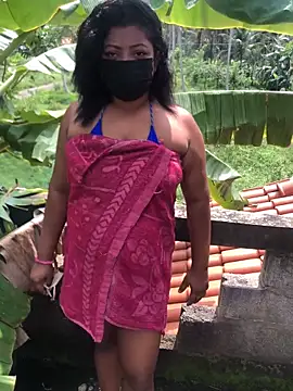 Snapshot of _Cute_ariana_ chatting on 11/11/25, 06:52 Cute ariana online show from 11/11/25, 06:52