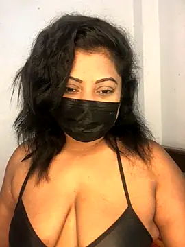  Cute ariana  online show from 12/17/25, 07:13