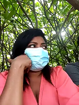 Snapshot of _Cute_ariana_ chatting on 01/29/25, 03:54 Cute ariana online show from 01/29/25, 03:54