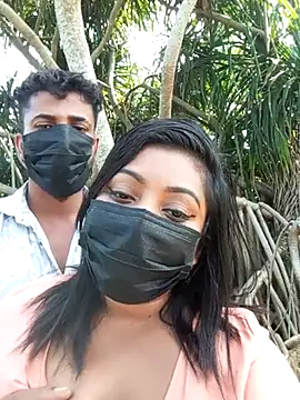 Snapshot of _Cute_ariana_ chatting on 02/22/25, 07:23 Cute ariana online show from 02/22/25, 07:23